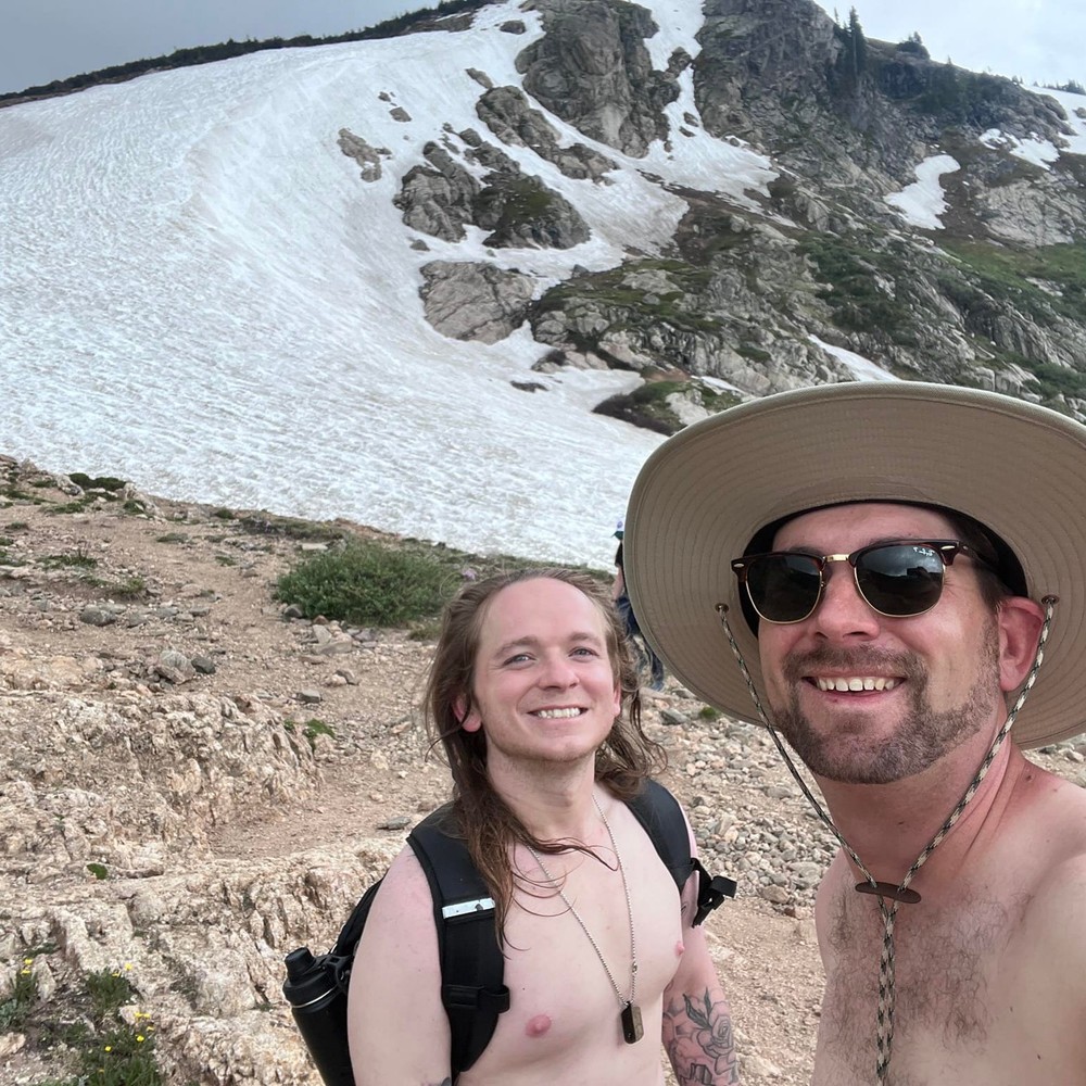 Meet your Posher, Logan